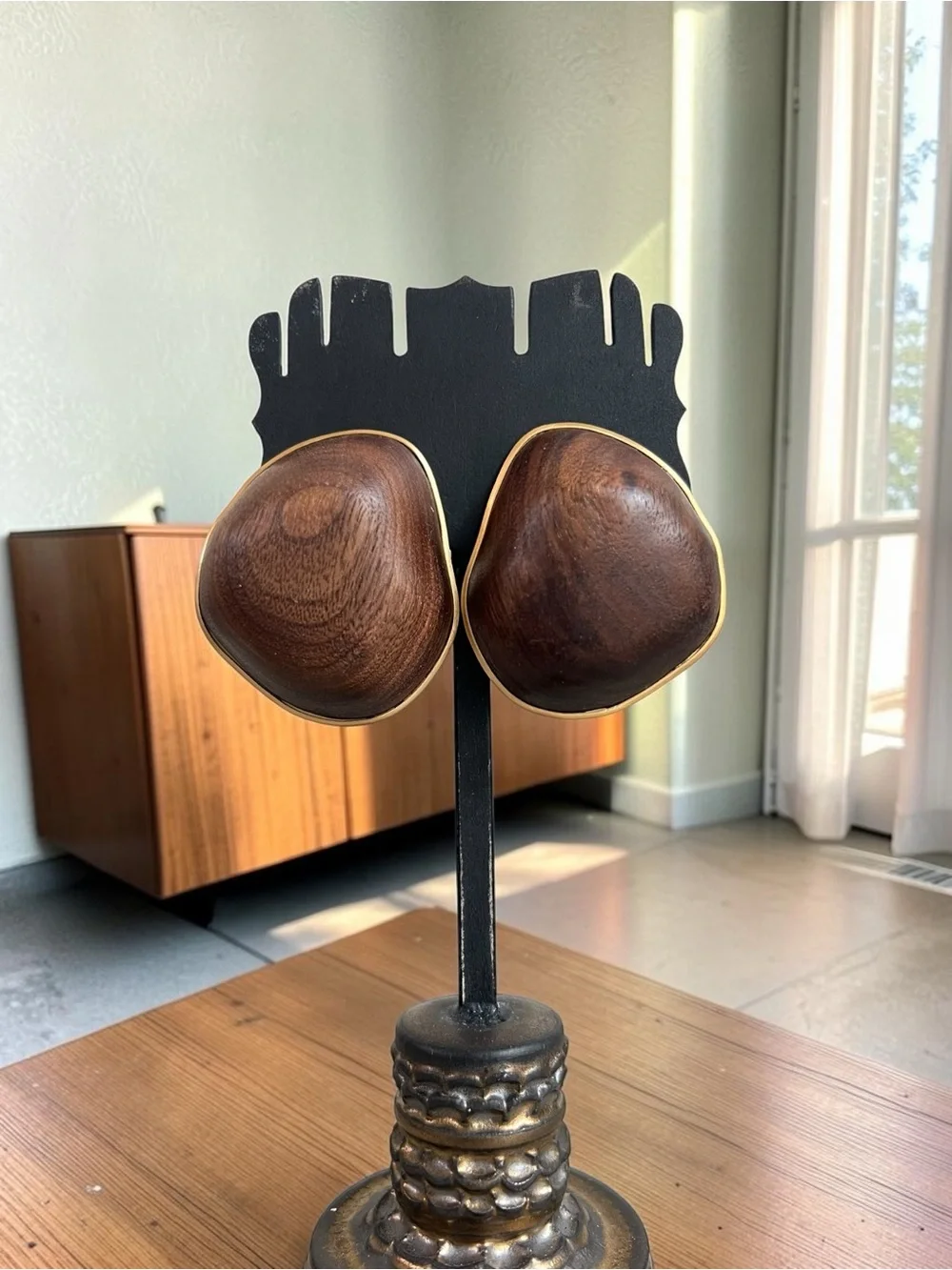 cult gaia natural walnut